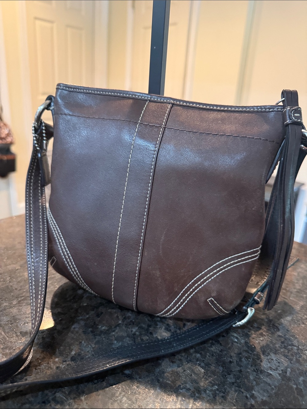 Vintage Y2K Coach SoHo Brown Leather Small Crossbody with White Stitching - Picture 2 of 13